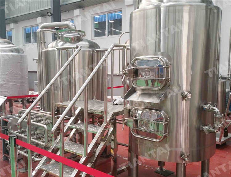 https://cnbrewery.com/uploads/allimg/brewery%20equipments%20pictures/500liter%20combined%20brewhouse%20system.jpg